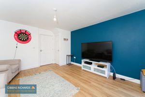 Sitting Room- click for photo gallery